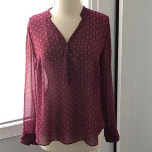 a.n.a. Pink Sheer long-Sleeve v-neck blouse size L